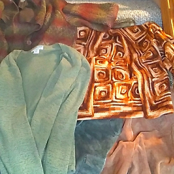 โ๏ธ Croft & Borrow Boucle' Cardigan Dijon Mustard EPLC Sz M-XL  IMO - Picture 5 of 16